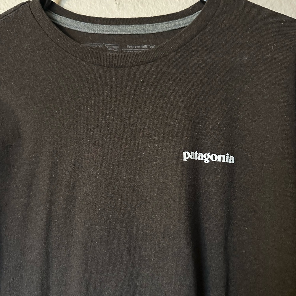 Patagonia Men's Dark Brown Long Sleeve Tee - Picture 2 of 4